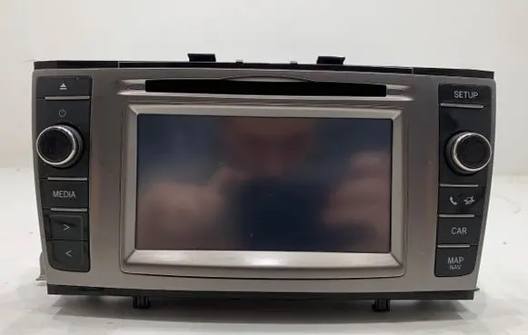 Radio/CD/DVD/GPS head unit
