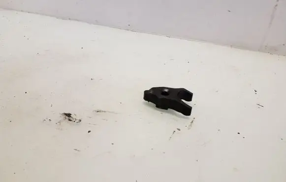 Toyota Corolla Verso E121 Fuel Injector clamp holder