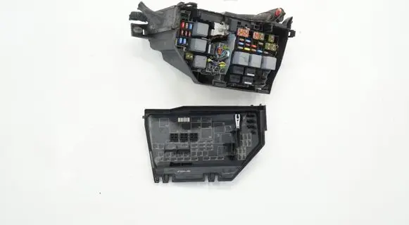 Ford Mondeo MK IV Fuse box set AG9T14A076CAACR AG9T14A076CA 6G9T14A76AF