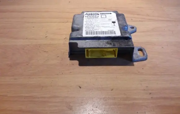 Renault Megane I Airbag control unit/module 7700418152D