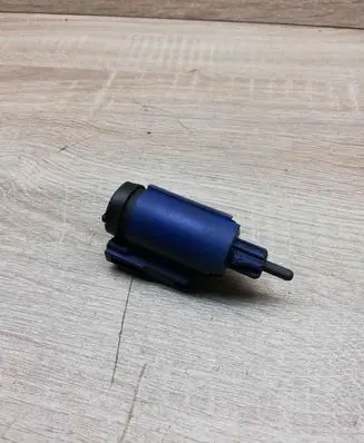 Audi A4 S4 B7 8E 8H Brake pedal sensor switch 8E0927189 19322005