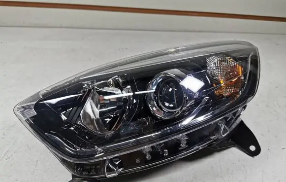 Renault Captur Headlight/headlamp 260603859R 030128121100 343402301