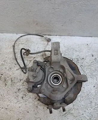 Toyota Prius (XW20) Front wheel hub 