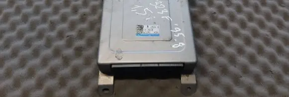 Mazda 323 F Engine control unit/module Z50918881B E2T81671M1 Z50972509B