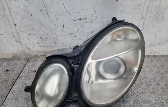 Mercedes-Benz E W211 Headlight/headlamp 15435901 6156300LI 6156300