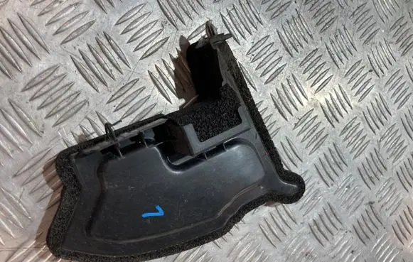 Suzuki SX4 S-Cross Fender foam support/seal 72375-63T
