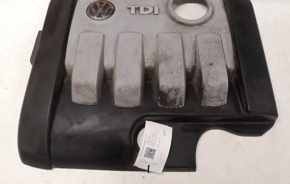 Volkswagen PASSAT B6 Engine cover (trim) 03G103925 810552