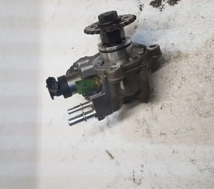 Jaguar XF Fuel injection high pressure pump G4D39B395AA