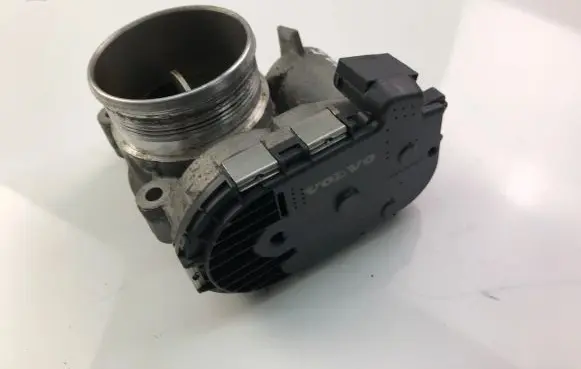 Volvo V60 Throttle valve 31216665