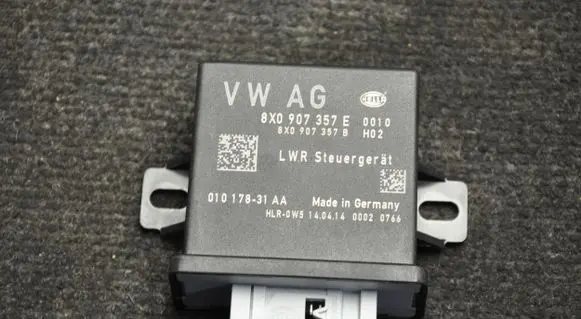 Audi Q3 8U Light module LCM 8X0907357E 8X0907357B