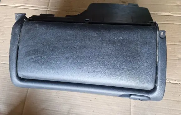 Volkswagen Golf I Glove box 1H1857922B