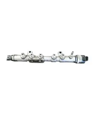 Jaguar XE Fuel main line pipe G4D39D280AA