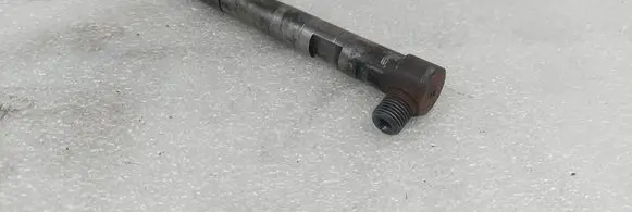 Fuel injector