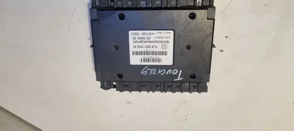 Volkswagen Touareg I Comfort/convenience module 7L6937049M