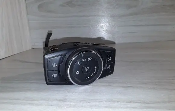 Ford Transit Courier Light switch
