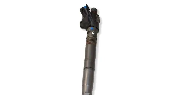 Volvo V70 Fuel injector 31303238 0445116046