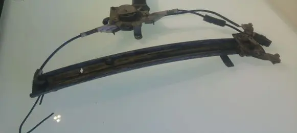 Hyundai Lantra I Front door window regulator with motor