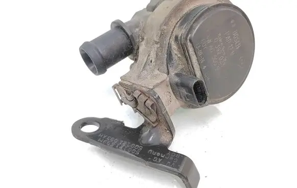 Volkswagen Golf VII Electric auxiliary coolant/water pump 0392023209 5G0965567