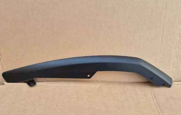 Ford Focus Front bumper splitter molding 0097A