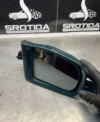 Mercedes-Benz E W210 Front door electric wing mirror 413131418