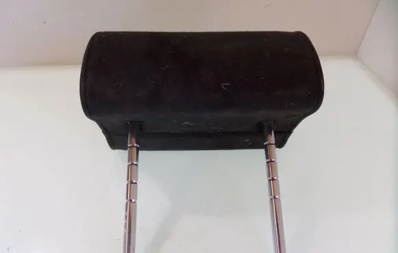 BMW 5 E39 Front seat headrest 