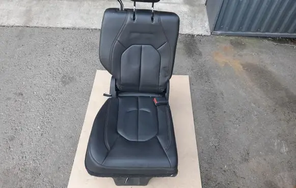 Chrysler Pacifica Third row seats NERA