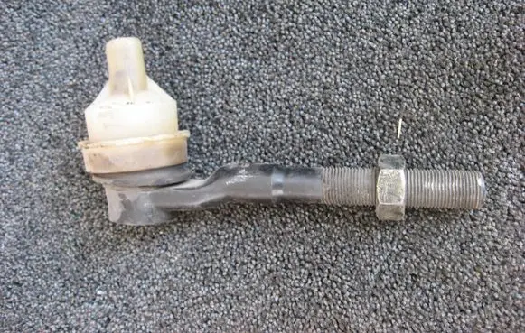 Lincoln Town Car Steering tie rod end 