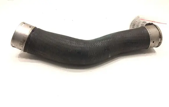BMW 5 F10 F11 Air intake hose/pipe 7612095