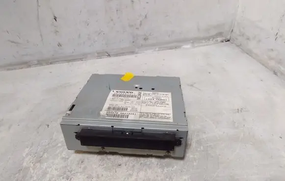 Volvo V50 CD/DVD changer 30752574 307525741