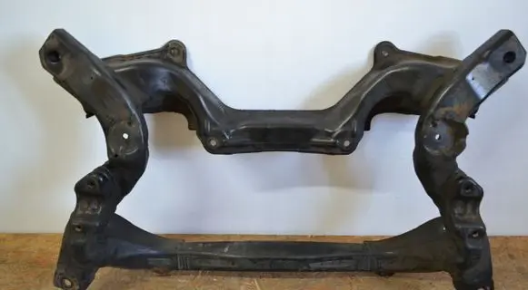 Mercedes-Benz E W211 Front subframe M0590148