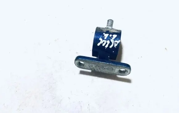 Volkswagen Golf IV Tailgate/trunk/boot hinge