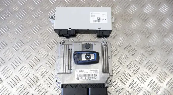 Engine ECU kit and lock set