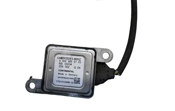 Mercedes-Benz C W205 Lambda probe sensor A0009059703 1701212266 A2C12548200