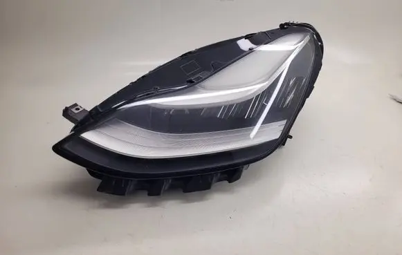 Tesla Model 3 Headlight/headlamp 107737550B 19105122610