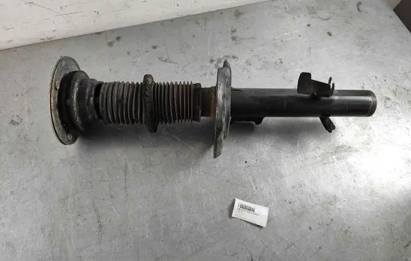 Land Rover Discovery Sport Front shock absorber/damper LR116116 LR060804 LR060808