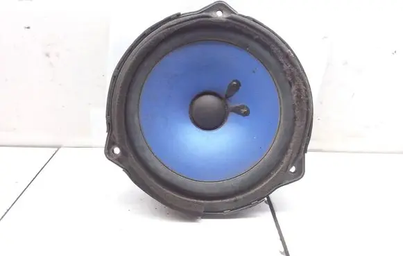 KIA Sorento Rear door speaker 963303E001