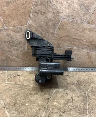BMW 3 F30 F35 F31 Current control relay 929615201