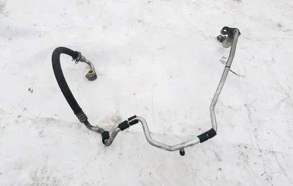 Skoda Octavia Mk2 (1Z) Air conditioning (A/C) pipe/hose