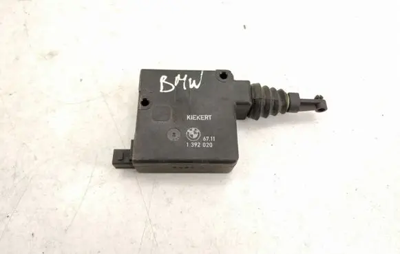 BMW 5 E34 Fuel tank cap lock 1392020 67111392020