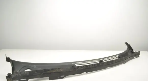 BMW i3 Wiper trim 7302234
