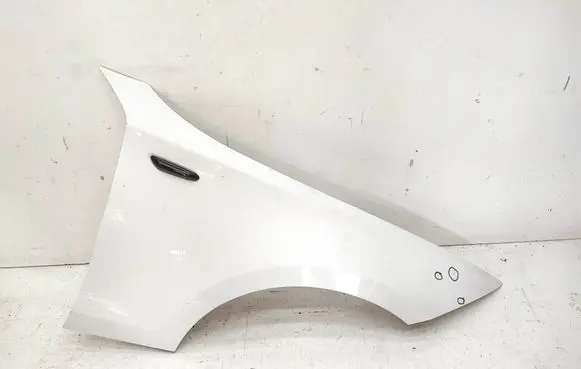 BMW 1 E81 E87 Fender