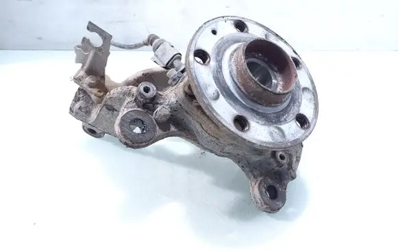 Skoda Octavia Mk3 (5E) Front wheel hub spindle knuckle 5Q0255Q