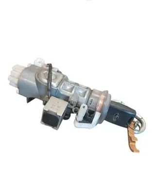 Subaru Outback Ignition lock 88215AG00A X1T25972