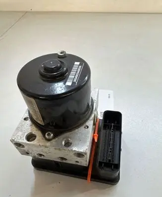 BMW 1 E82 E88 ABS Pump 6787837 6787836 10096008413