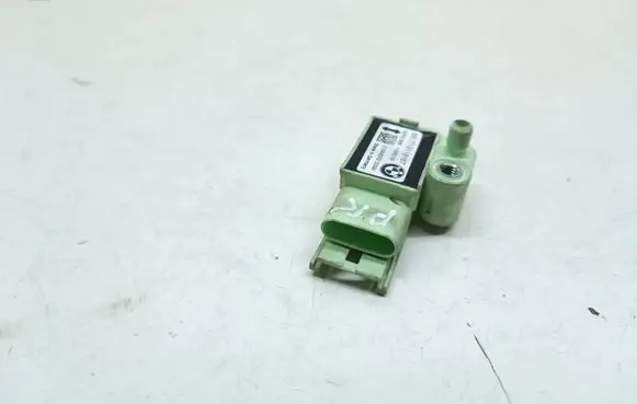 BMW 5 E60 E61 Airbag deployment crash/impact sensor 9118167 65779118167