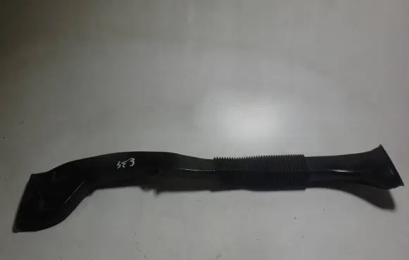 BMW 5 E34 Cabin air duct channel 1908629