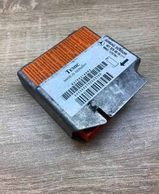 Mercedes-Benz E W210 Airbag control unit/module 0018200026 12767501