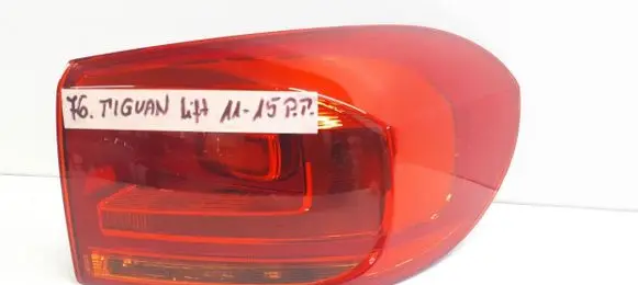 Volkswagen Tiguan Rear/tail lights 5N0945096Q