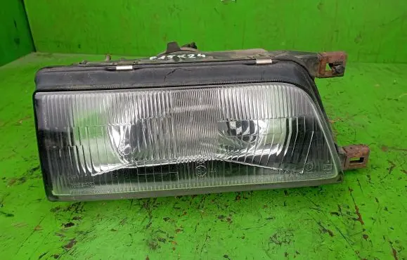Nissan Sunny Headlight/headlamp
