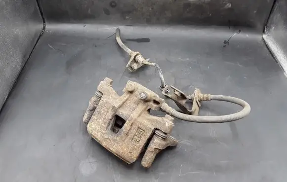 Mitsubishi Outlander Rear brake caliper NOCODE